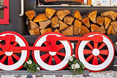 E3：肉鸽真人秀弹幕游戏《DEATHRUN TV》首发预告 现在即可下载免费Demo